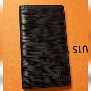 Authentic Louis Vuitton Black Textured  Fold Wallet